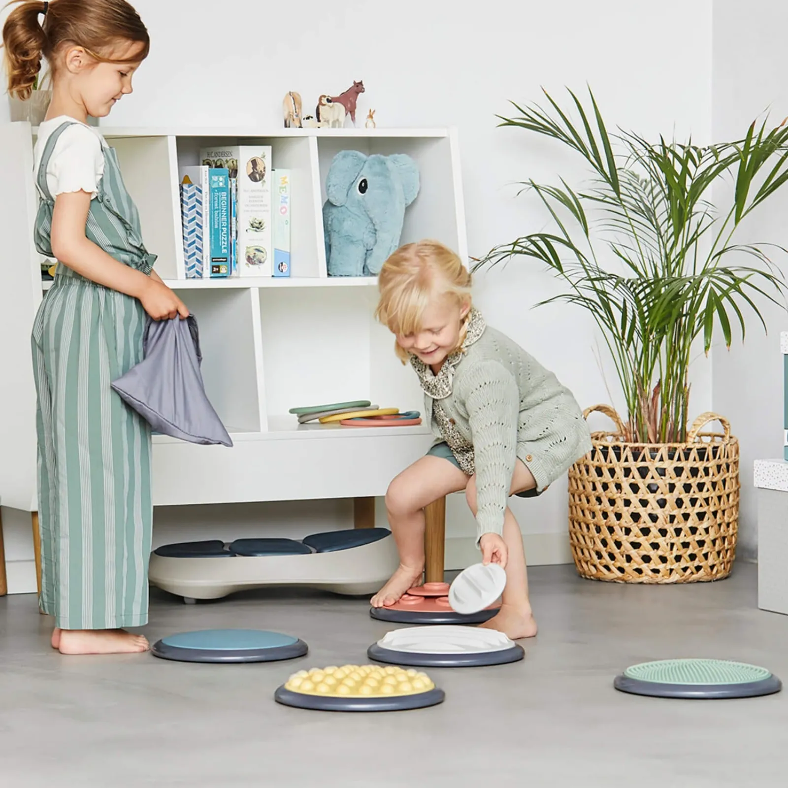 Kinder Little Helper Autismusfreundliche sensorische 10-teilige Montessori Gonge-Tastscheiben | Nordische Produktreihe | Pastellfarben | 2–99 Jahre