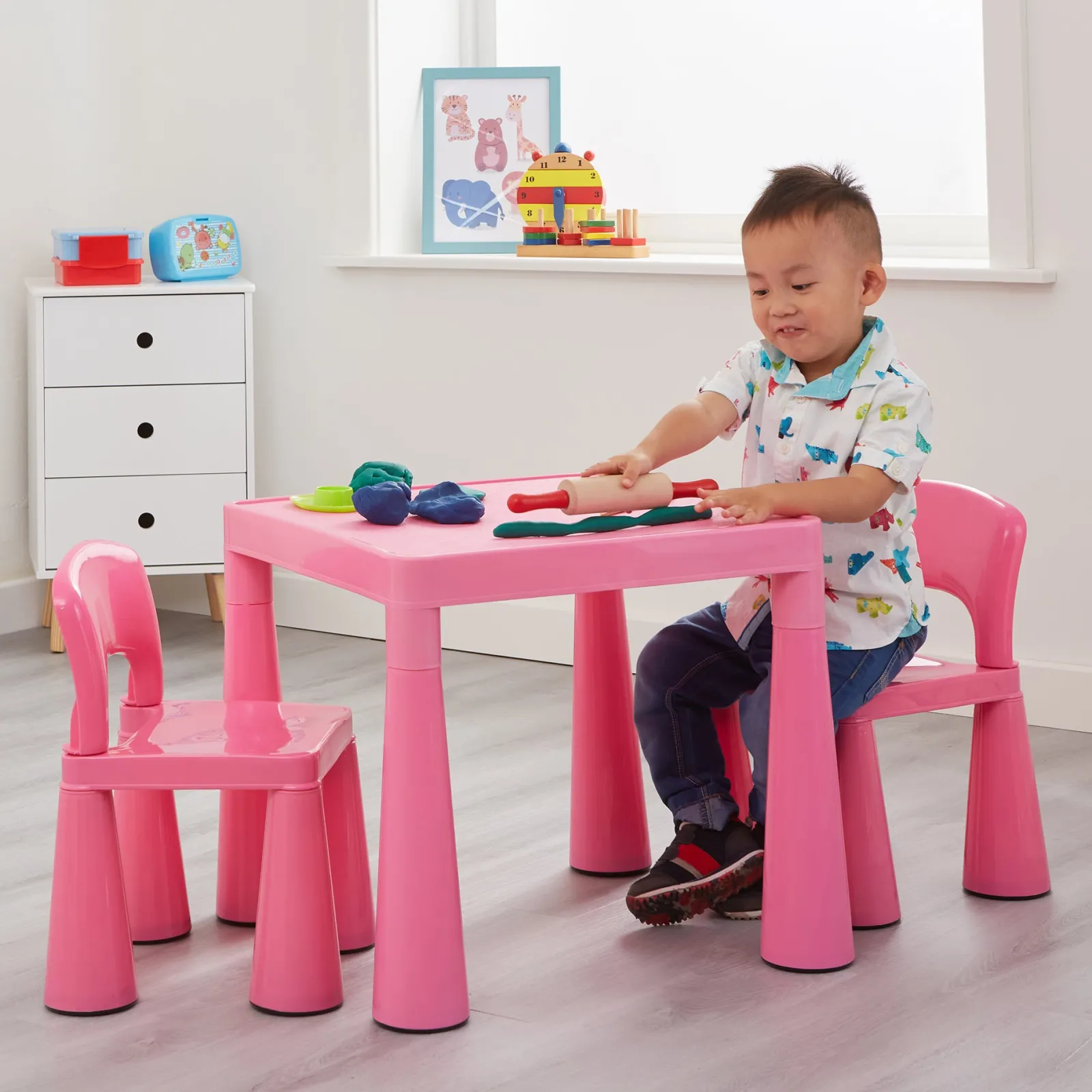 Kinder Little Helper Chunky & Funky Kunststoff für Kinder | Kinder-Aktivitätstisch und 2 Stühle im Set | Hot Pink