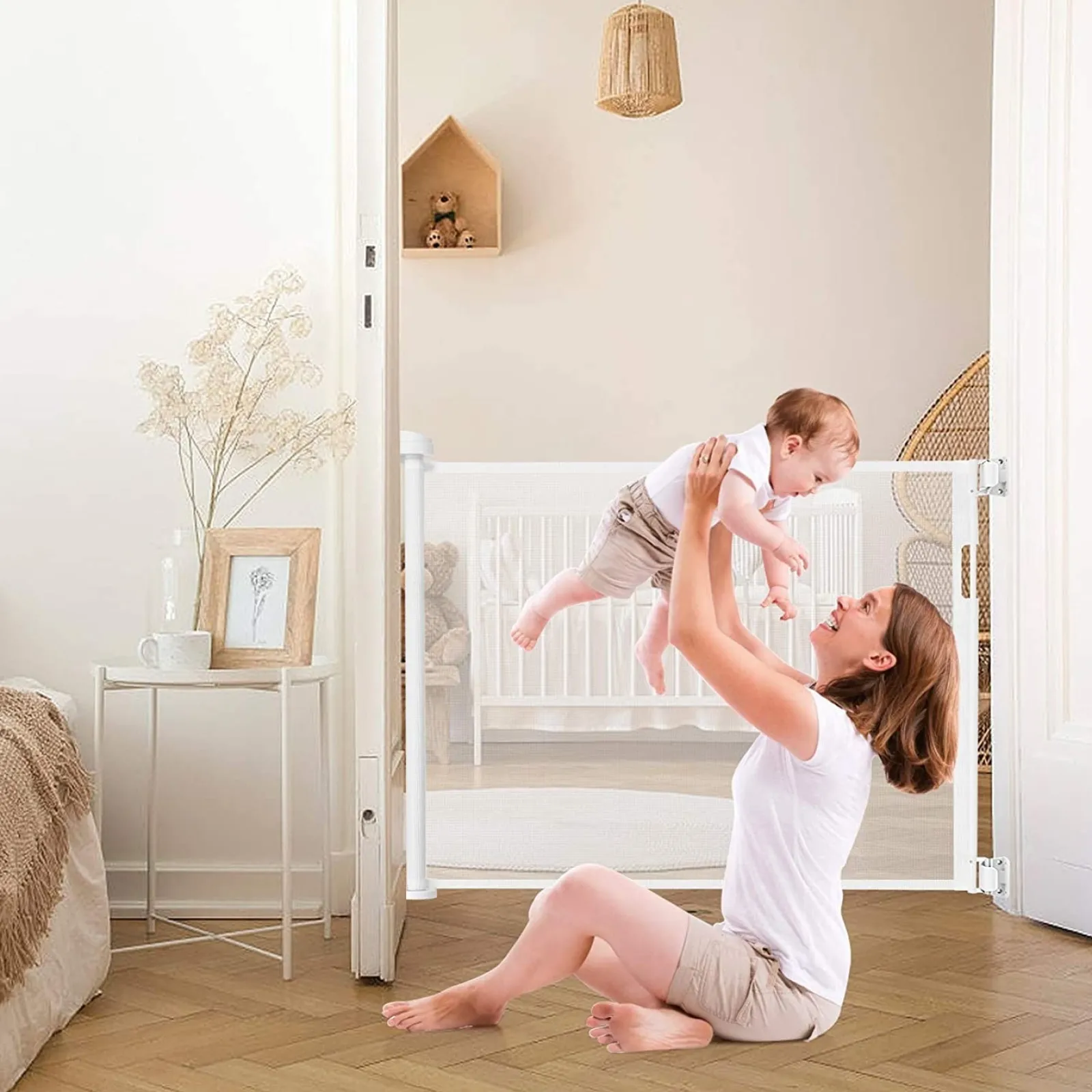 Kinder Little Helper Einziehbares und ausziehbares Treppenschutzgitter | Babyschutzgitter | weißes feines Netz | max. Breite 1,37m