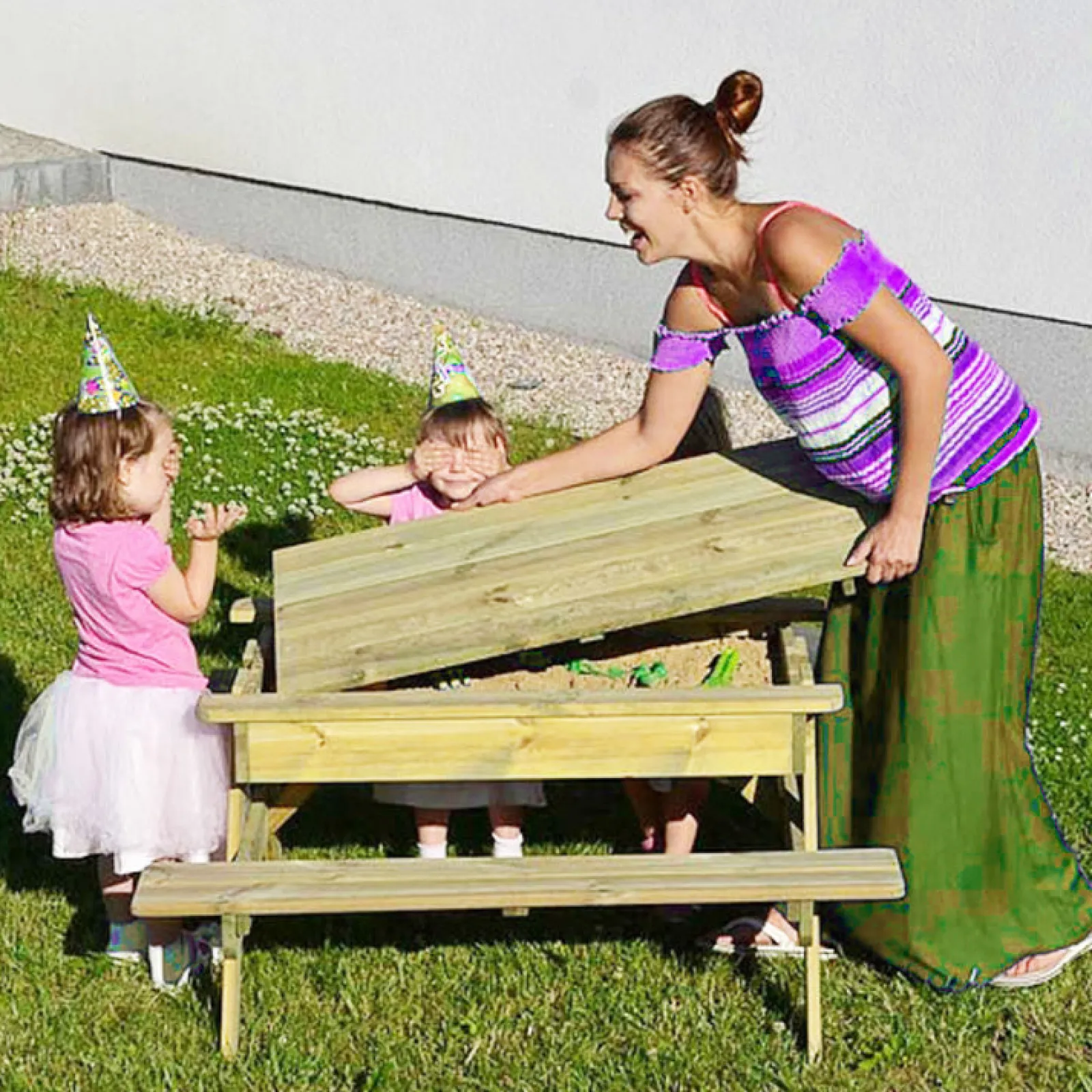 Little Helper Hochwertiger und robuster 3-in-1-Sandkasten aus vorbehandeltem, umweltbewusstem Holz für Kinder und 4-Sitzer-Picknickbank | 1 Jahr+