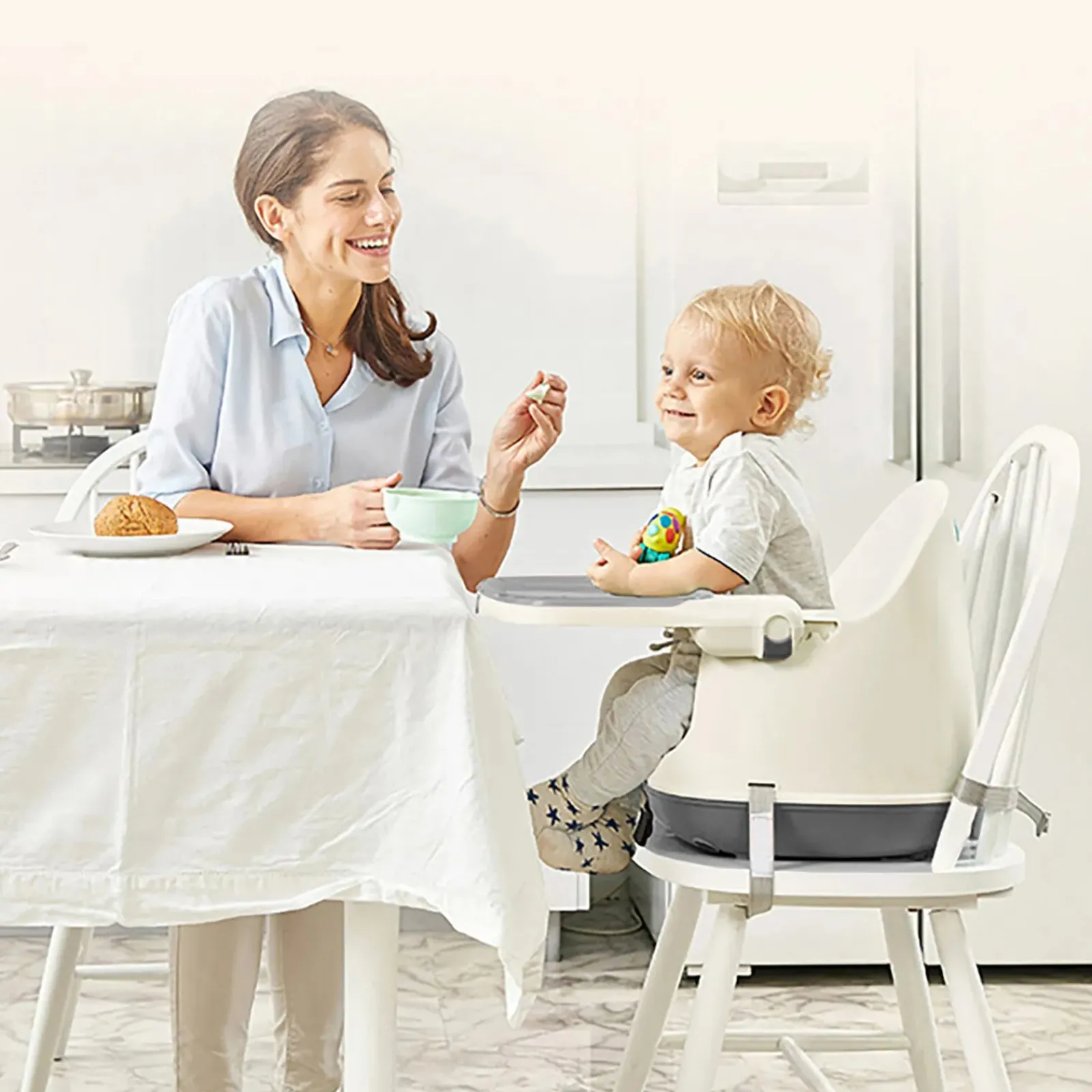 Little Helper 8-in-1 Ergonomischer „Grow-with-Me“-Hochstuhl | Sitzerhöhung für Stuhl | Niedriger Stuhl | Abnehmbares Tablett | 6 Monate – 4 Jahre