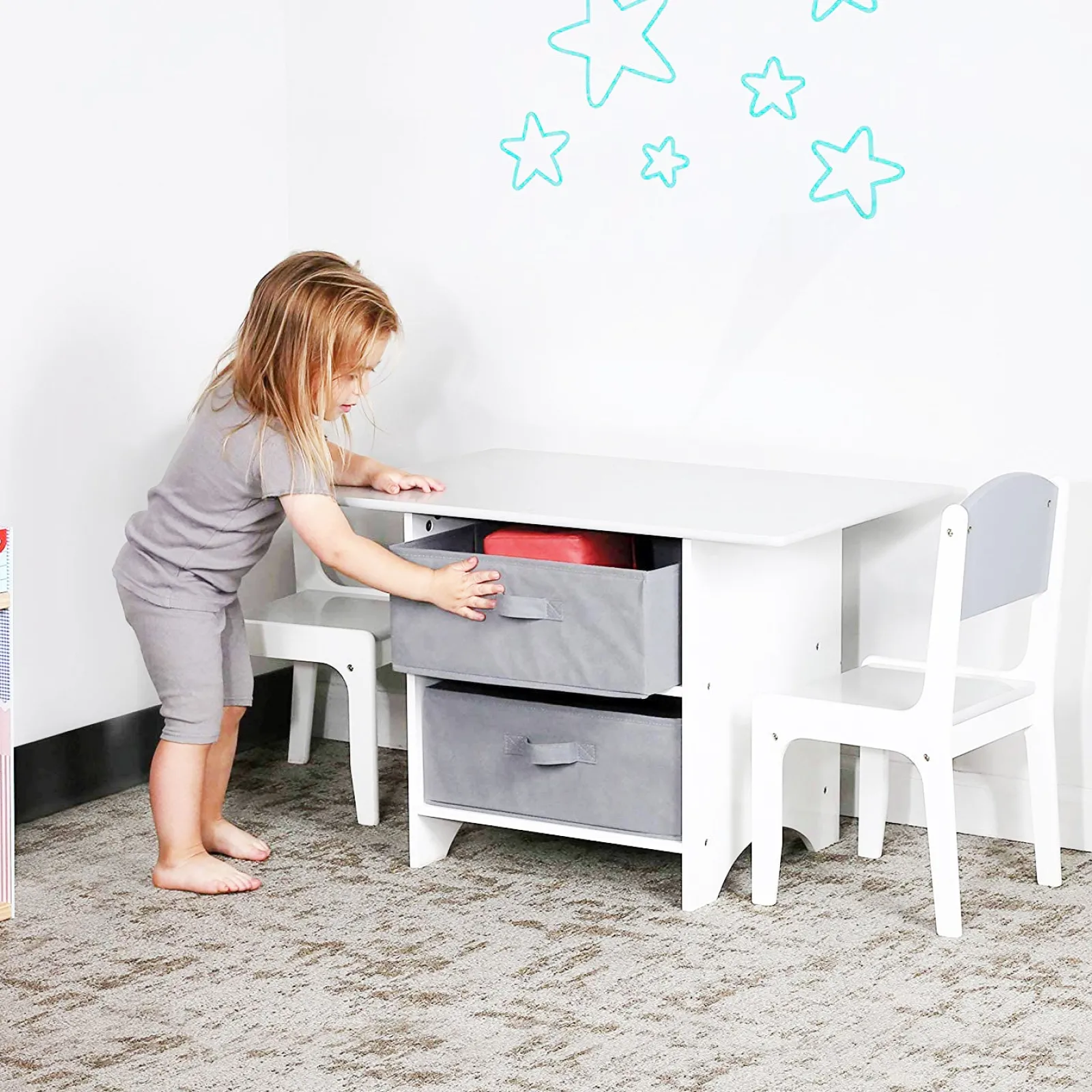 Kinder Little Helper Kratzfestes Holztisch- und 2-Stühle-Set für Kinder mit großen Schubladen | Weiß und Grau
