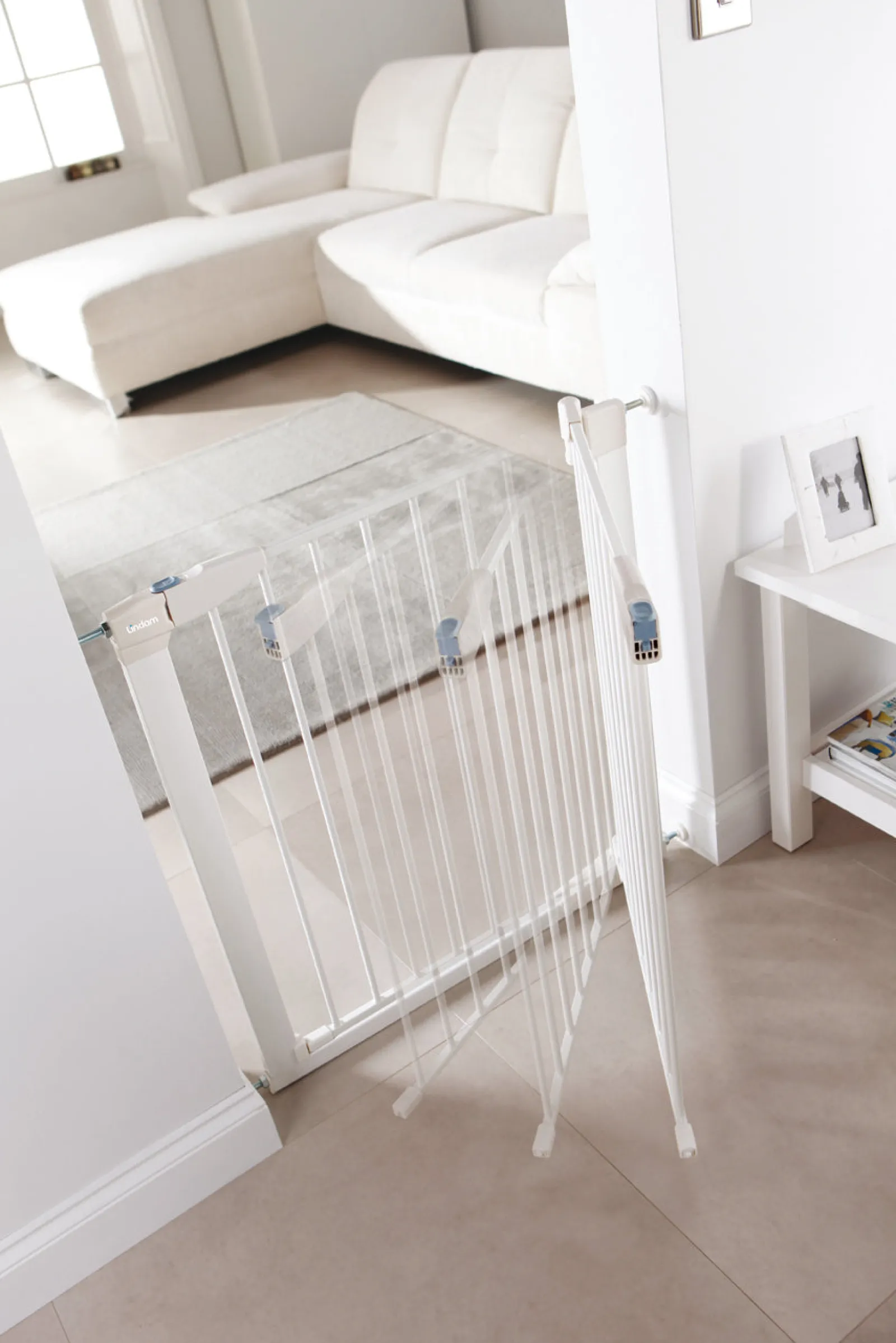 Kinder Little Helper Lindam Sure Shut Orto Gate | Babyschutzgitter | weißes Treppenschutzgitter (76-82 cm)