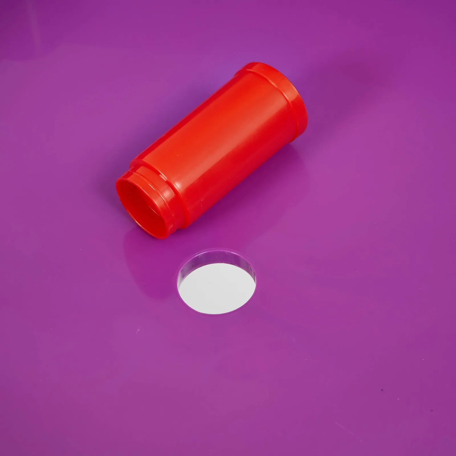 Kinder Little Helper Mehrzweck-Set aus Kunststoff für drinnen und draußen mit Tisch und 2 Stühlen | Lego-Brett | Sand- und Wasserkasten | Violett