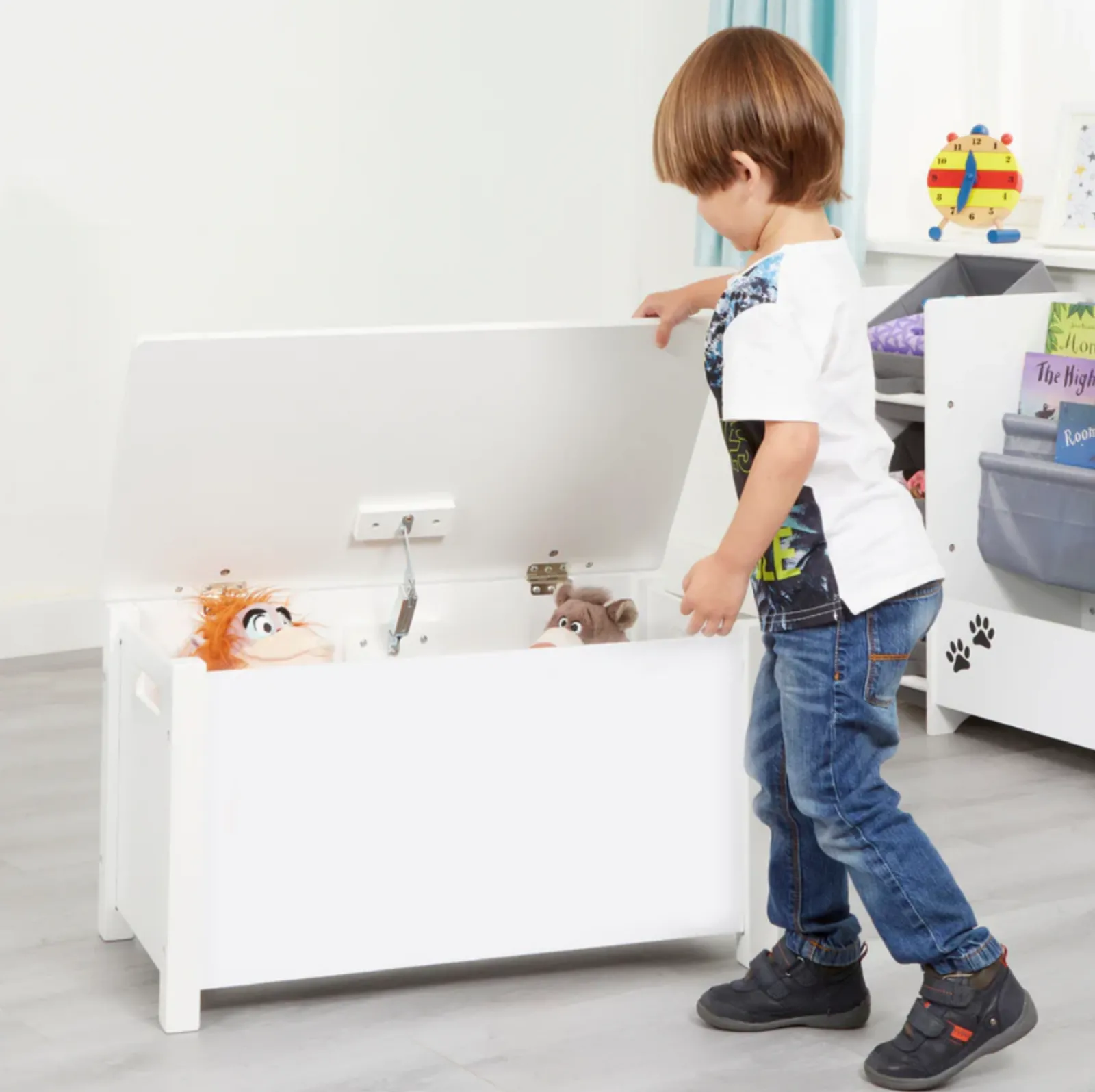 Kinder Little Helper Montessori-Spielzeugkiste aus Holz mit Sicherheitsscharnier mit langsamer Entriegelung | Ottomane | Deckenbox | Weiß | B: 68 x H: 47,5 x T: 37,5 cm