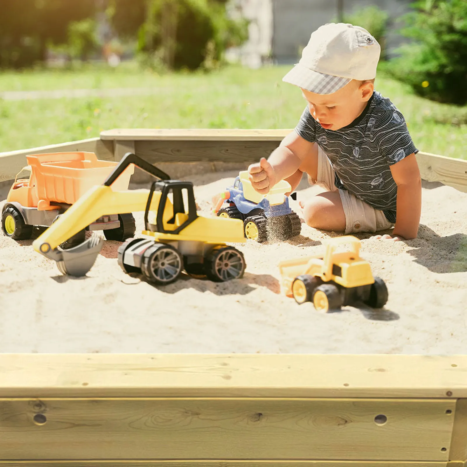 Little Helper Riesiger Öko-FSC-Deluxe-Sandkasten aus Holz mit wasserdichter Abdeckung | 1,77 m Durchmesser | 18 m+