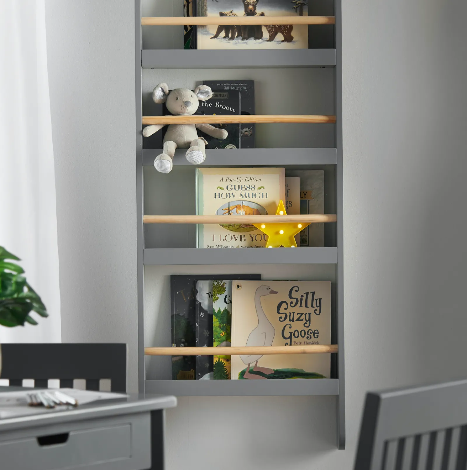 Kinder Little Helper 4-stöckiges Montessori-Bücherregal im skandinavischen Design zur Wandmontage | grau | 1,12m hoch