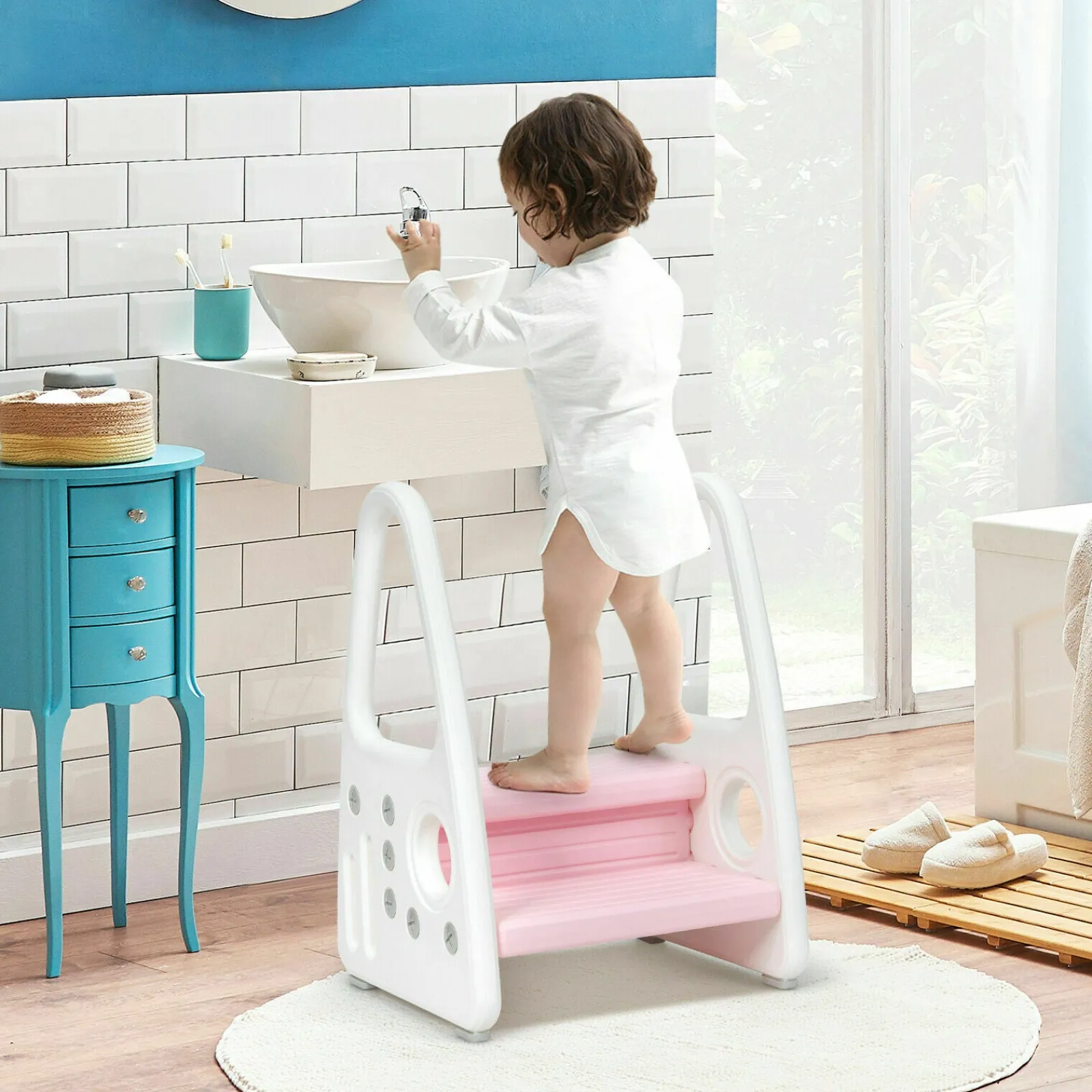 Kinder Little Helper Vielseitig einsetzbarer, robuster und ausgefallener Tritthocker aus rutschfestem Kunststoff für Kleinkinder | Weiß und Rosa